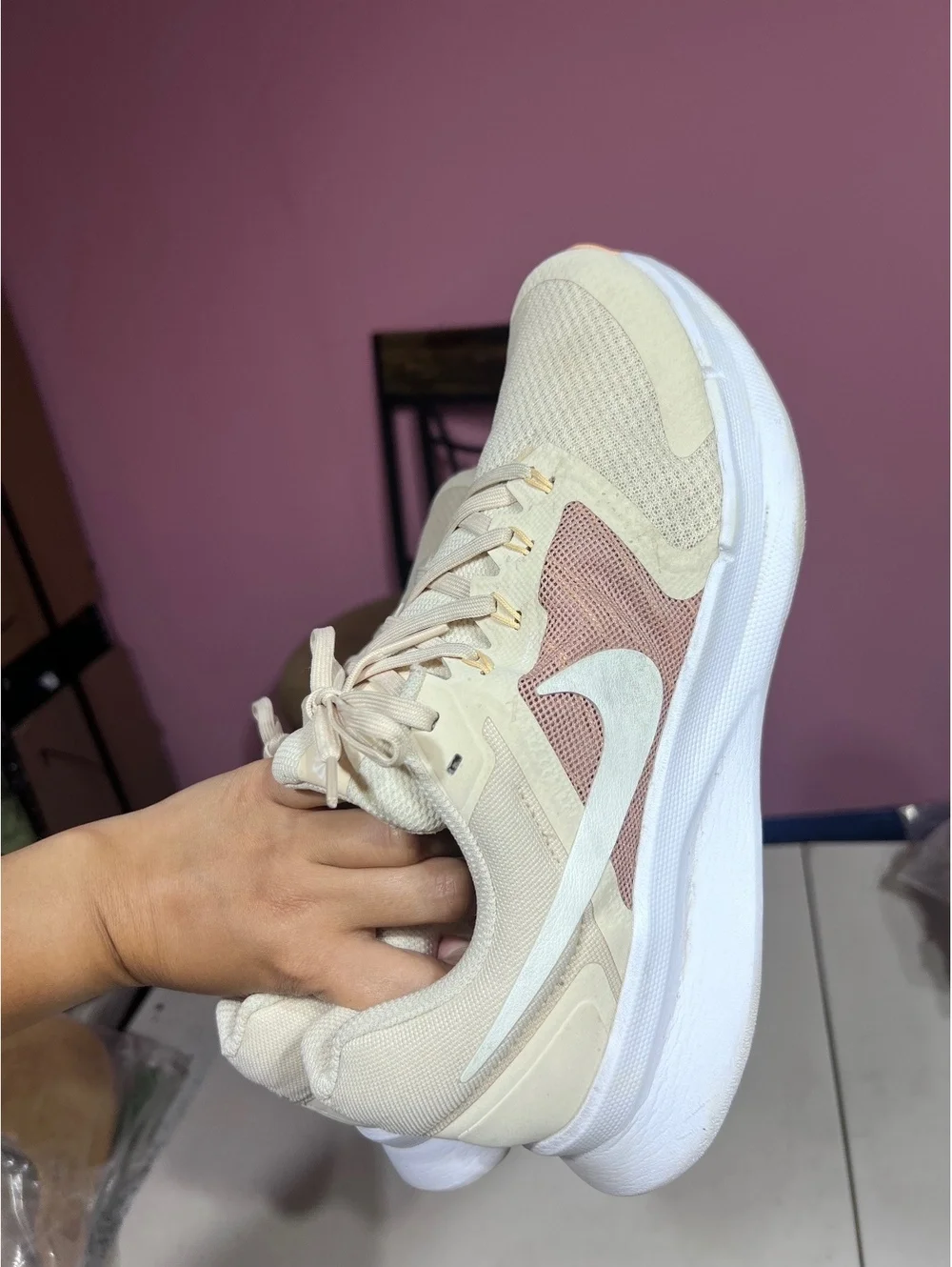 Nike WoMen's Running Shoes Size 11 Beige with White Swoosh